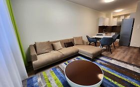 Costello Apartman